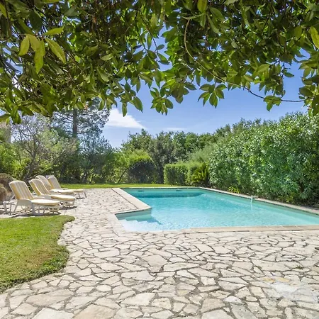 Villa Mouramour *